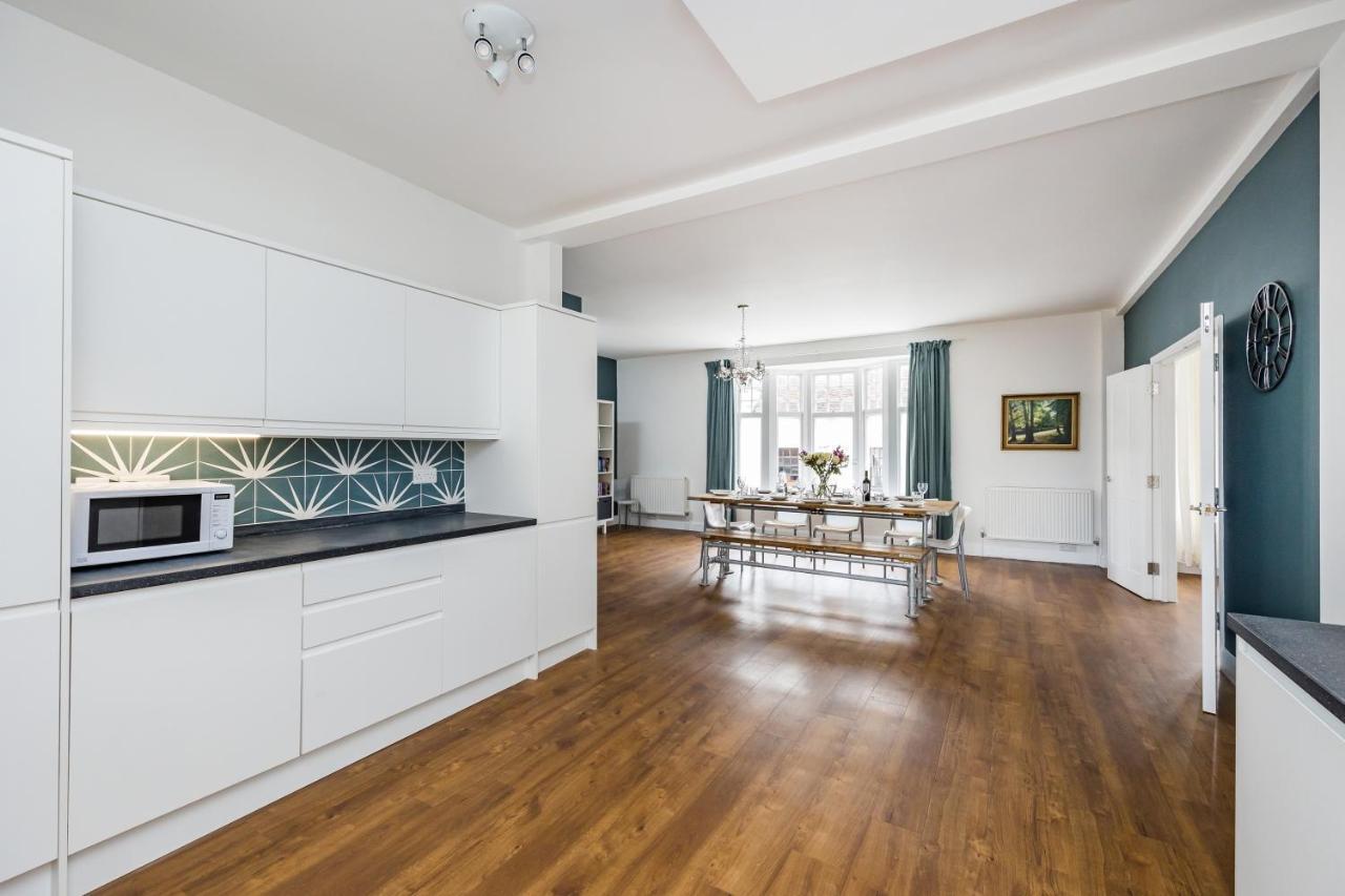 Ascot House Apartment Hurstpierpoint المظهر الخارجي الصورة